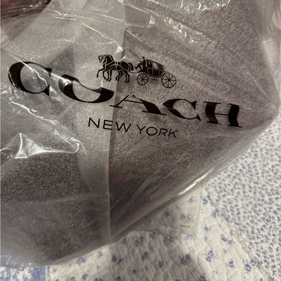 Coach Dark Brown Kisslock Handbag - Picture 6 of 8